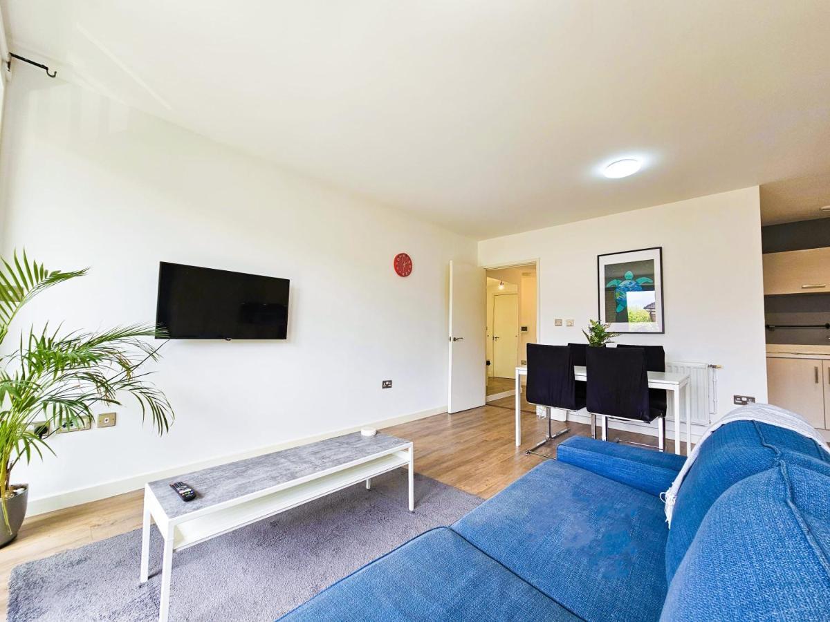 Centrally Located Spacious Flat Near Canary Wharf Лондон Экстерьер фото